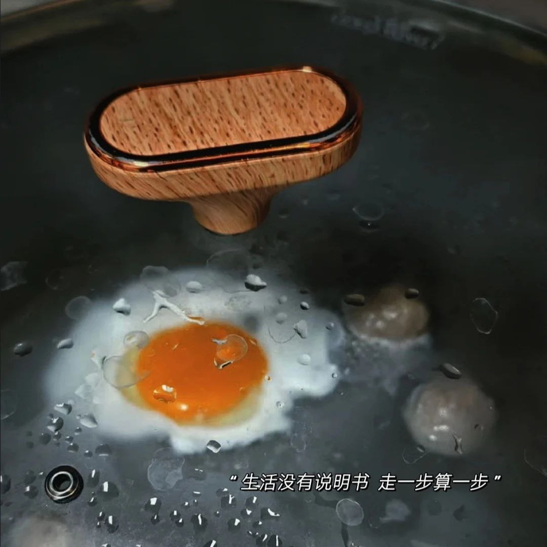 有些关系 就是太用心才搞砸的 不是所有的热情都能得到回应的